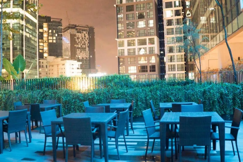 Kl Top Location Kid'S Theme White Collar Apartment Kuala Lumpur 0*,