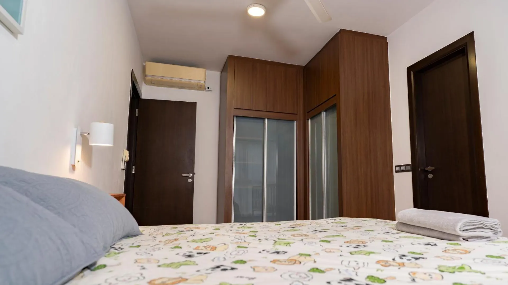 Kl Top Location Kid'S Theme White Collar Apartment Kuala Lumpur