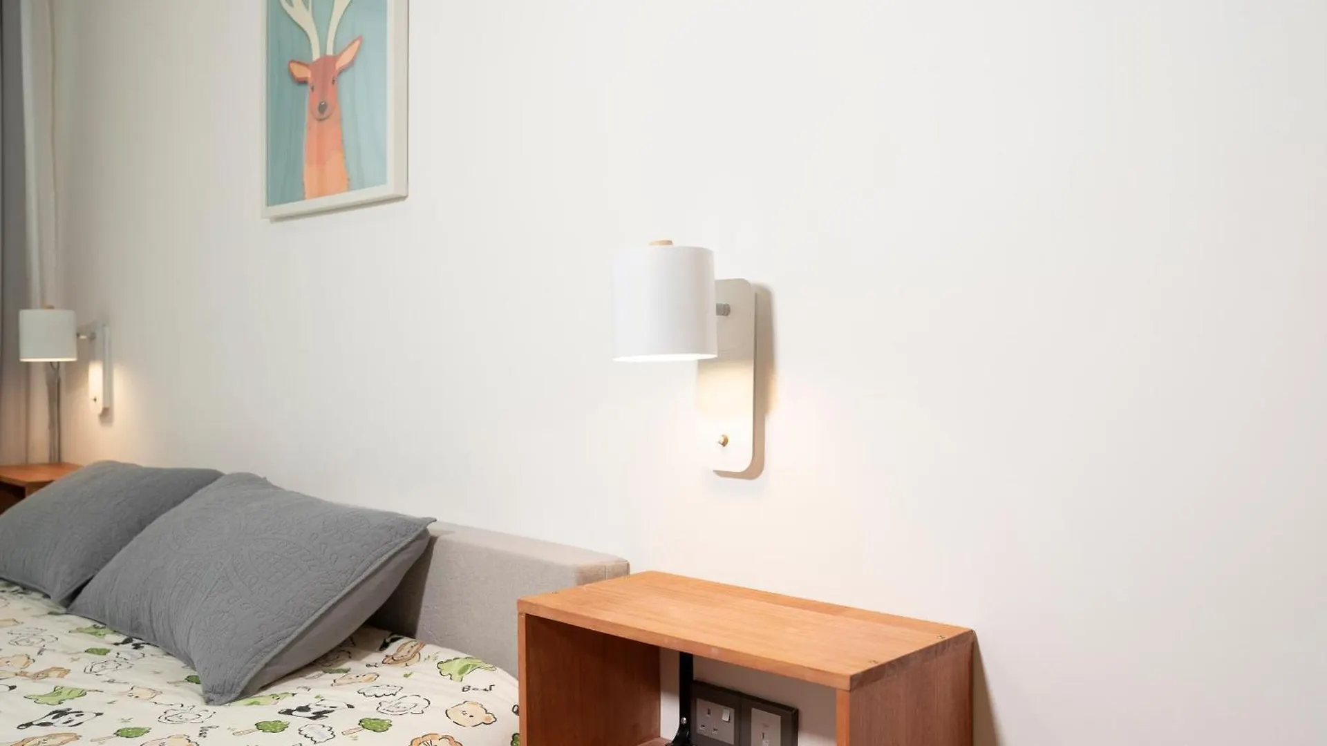 Kl Top Location Kid'S Theme White Collar Apartment Kuala Lumpur 0*,